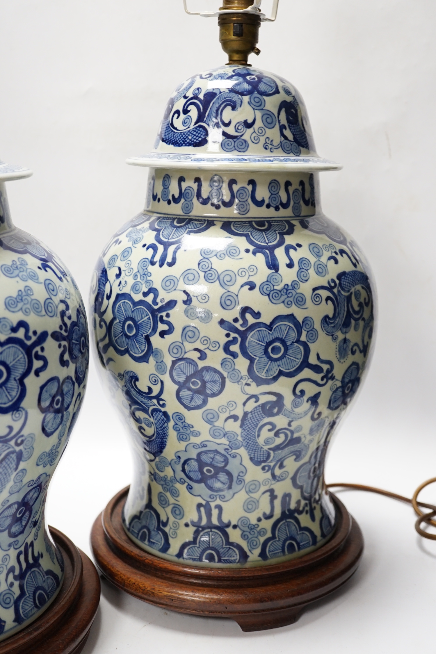 A pair of modern Chinese blue and white table lamps